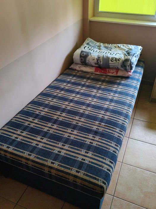 Łóżka, tapczany ,od 50 do 200 zł przy zakupie większej ilości zniżki