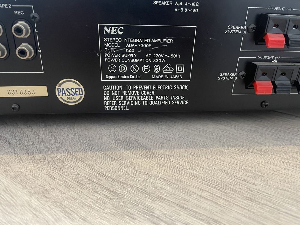 Amplituner NEC AUA-7300E