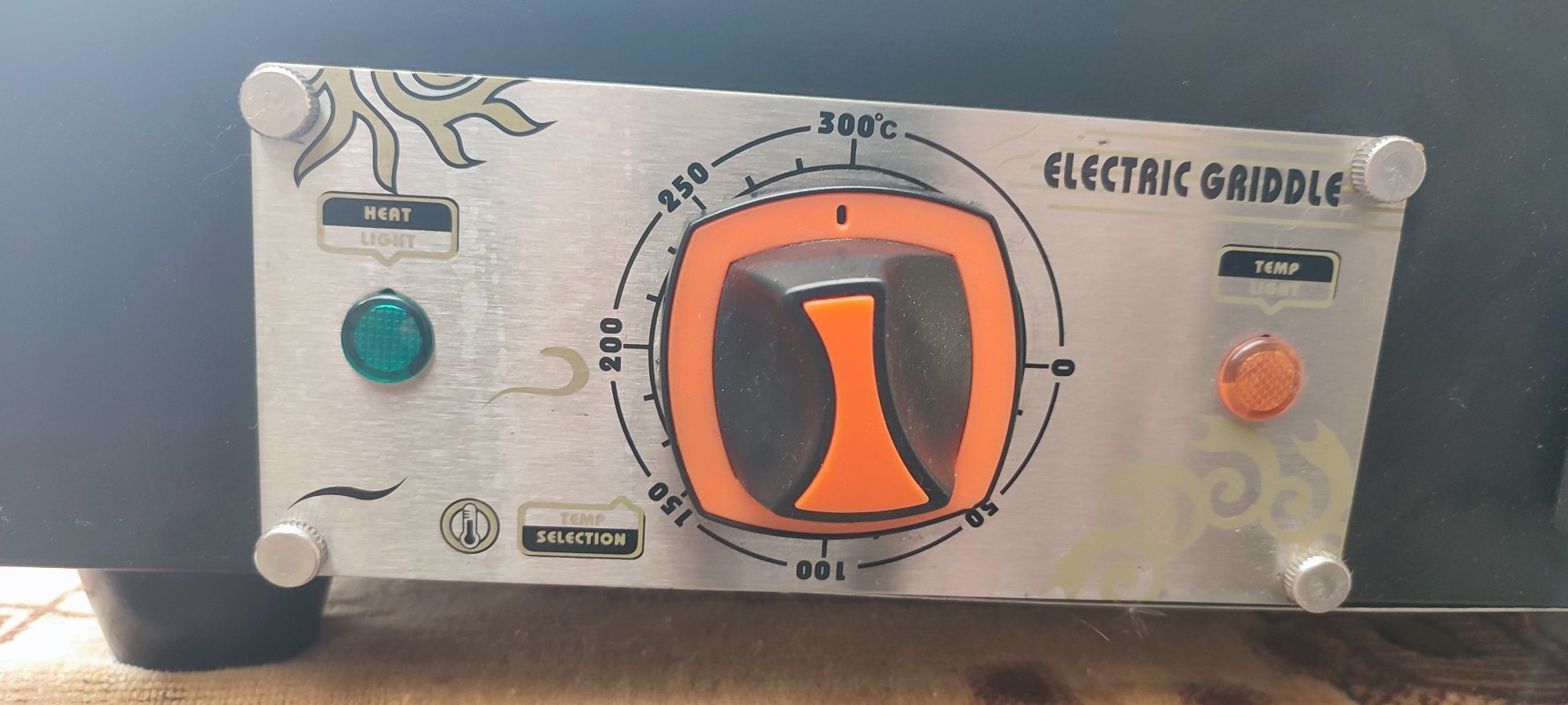 Гриль професійна  INOXTECH EG 836