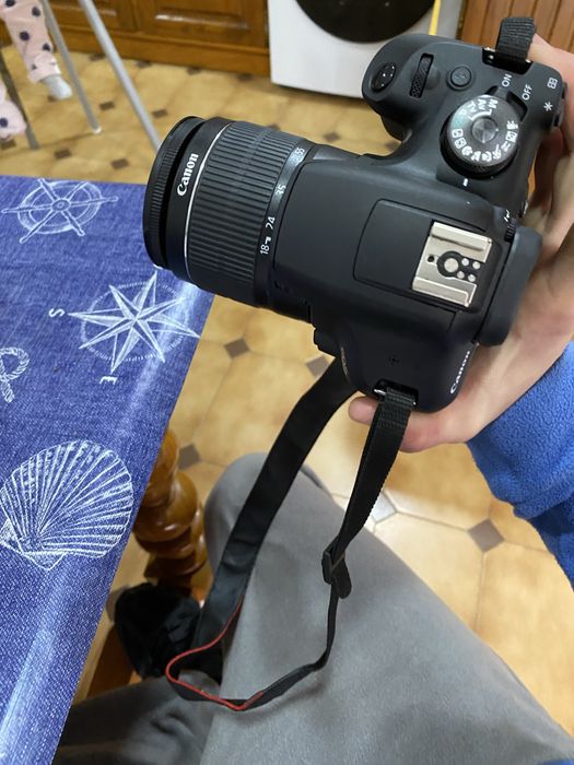 Maquina  fotografica canon