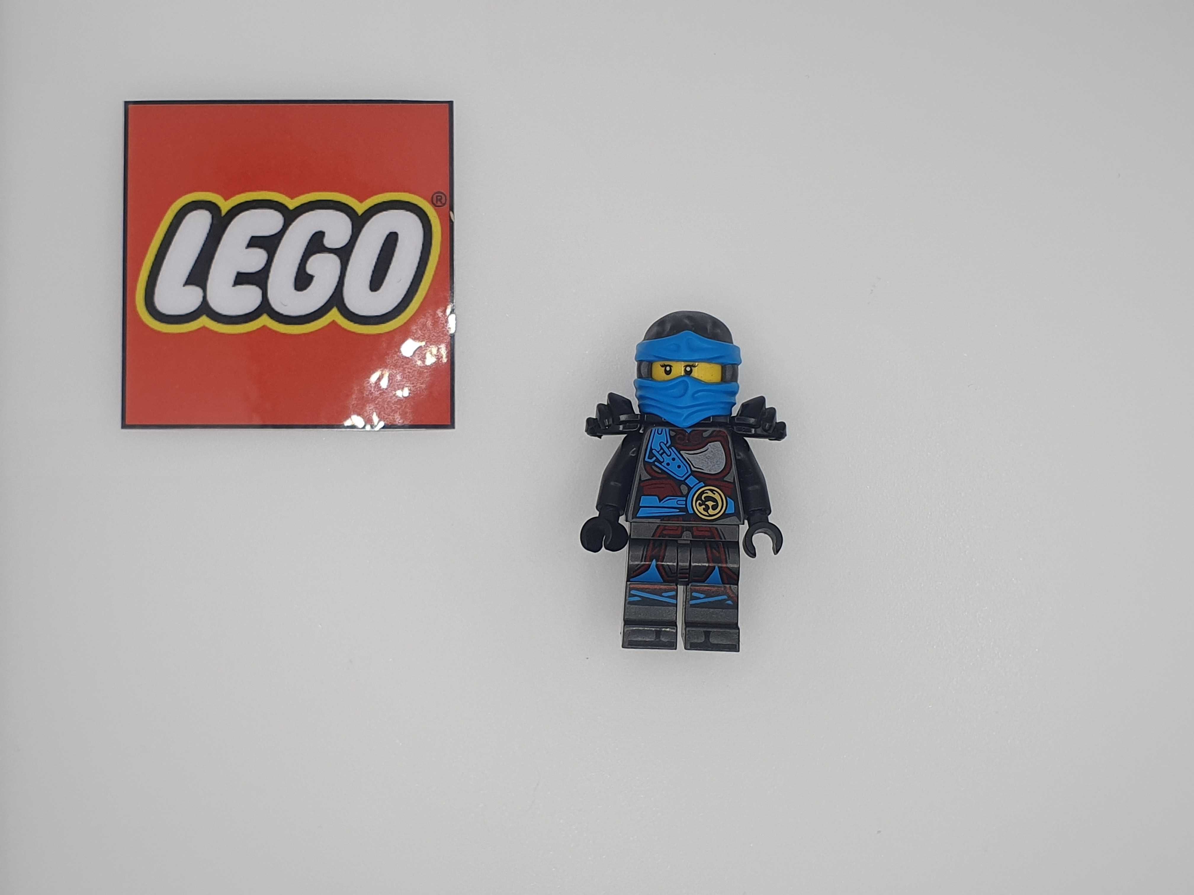 Lego Ninjago figurka Nya - Hands of Time, Black Shoulder