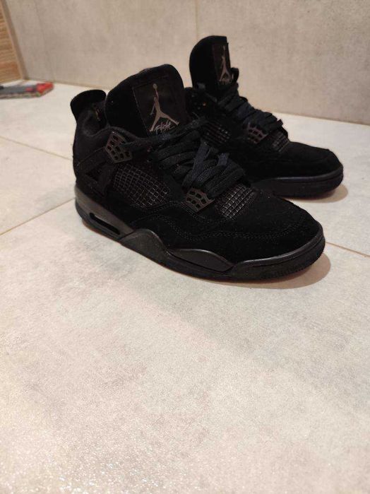 Buty Jordan 4 Retro Black Cat, rozmiar 42