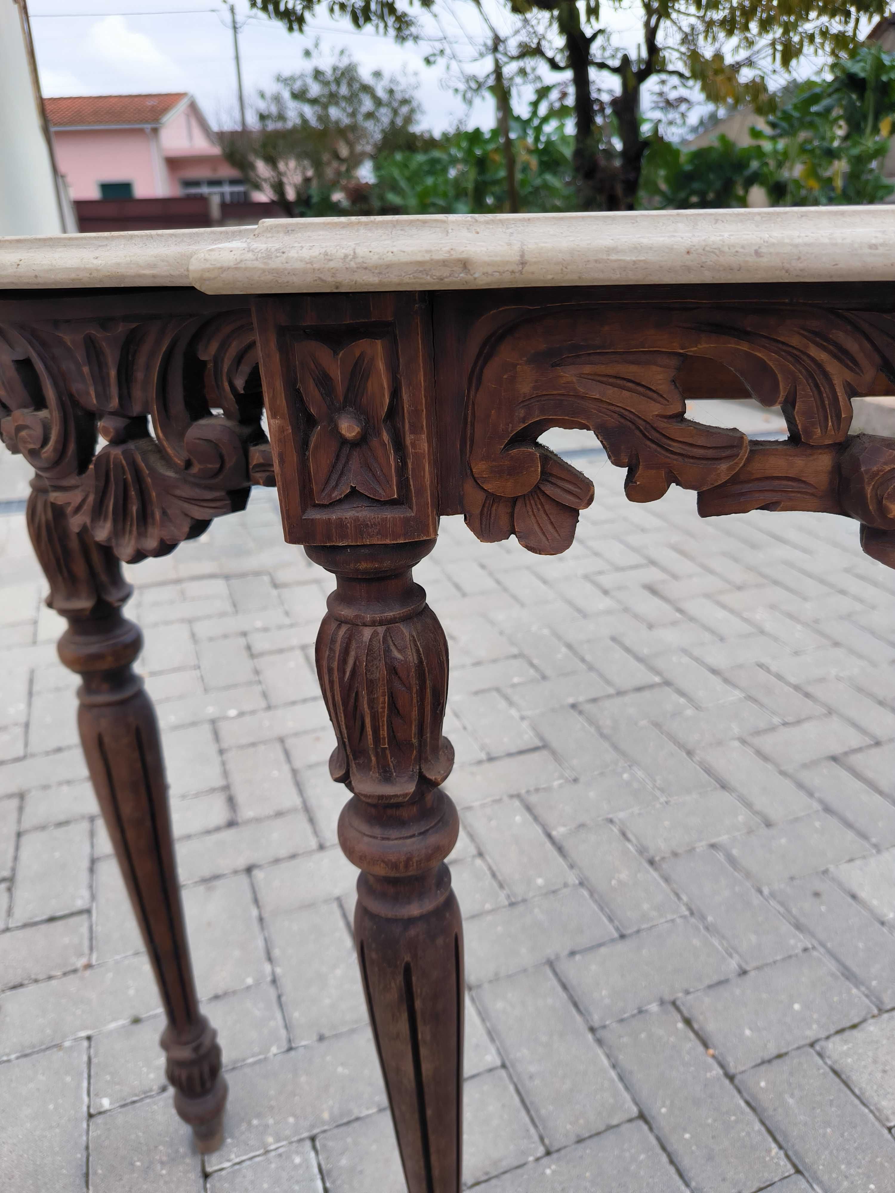 Mesa decorativa Vintage, com mármore
