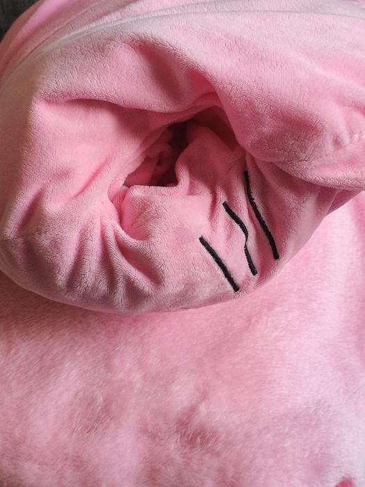 Poduszka z kocem różowy kot