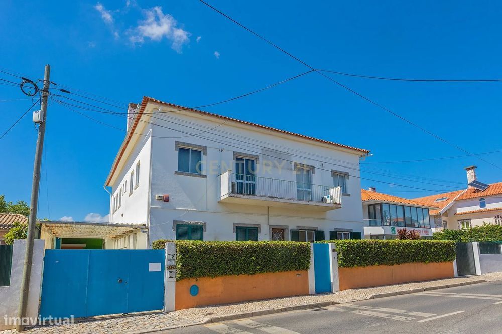 Moradia para venda | 500m² construídos | 1.060m² Terreno | Alapraia |