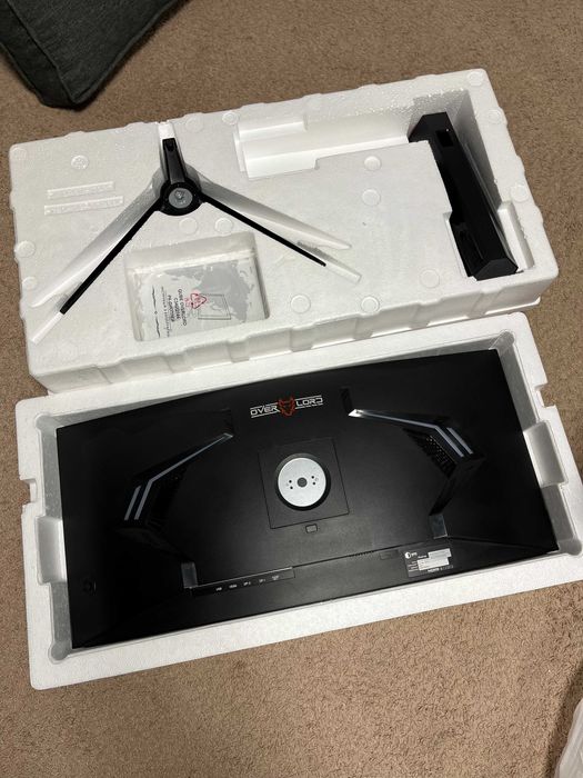 Монітор 34" QUBE Overlord C34UQ144 (Ultra-Wide 2K) 3440×1440