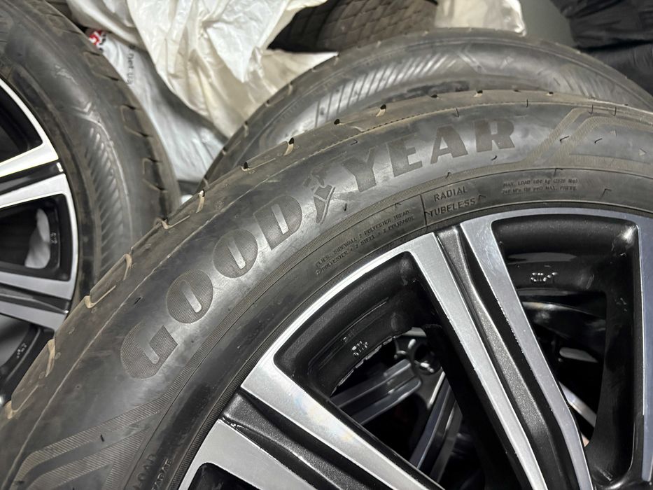 Резина 275 50 21 GoodYear EfficientGrip 2 SUV Стан нової! Гума