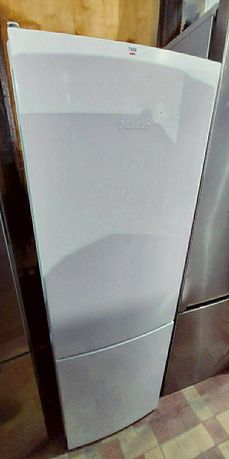 Двухкамерний холодильник  Miele GJK4521-LP з Европи