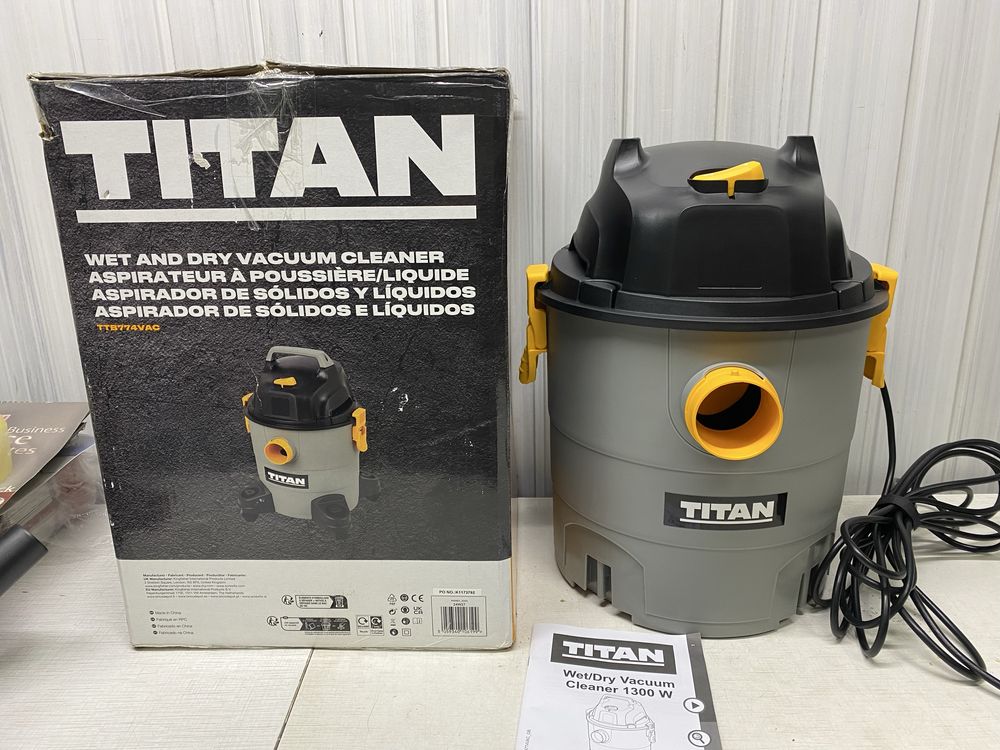 TITAN TTB774VAC 1300W 16л Пилосос будівельний Англія