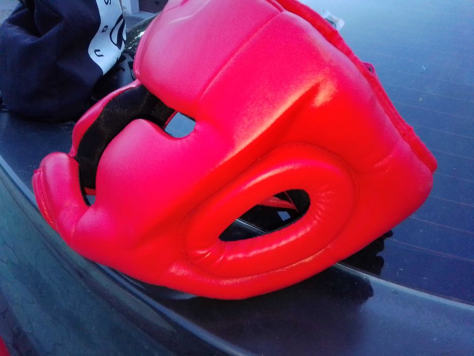 Kask ochronny do sportów walki.Dzieciecy