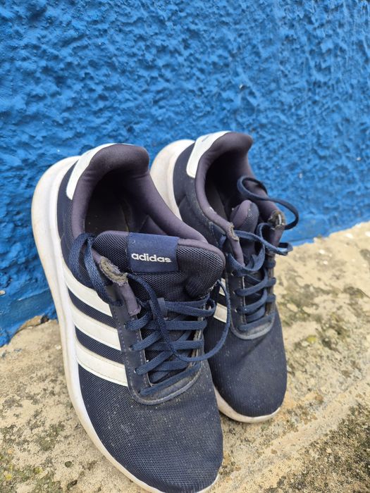 Ténis adidas número 40