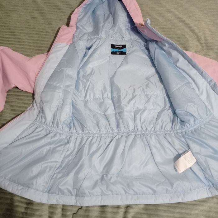 Куртка, нова на весну, осінь.