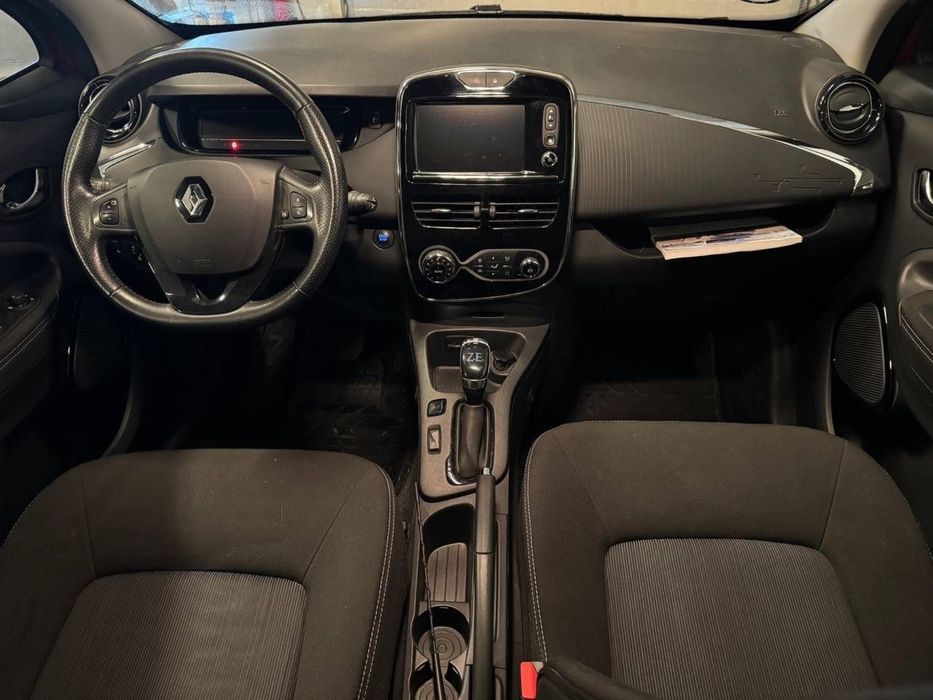 Renault Zoe 2018р Топ комплектація навігація,камера,круіз з Норвегії