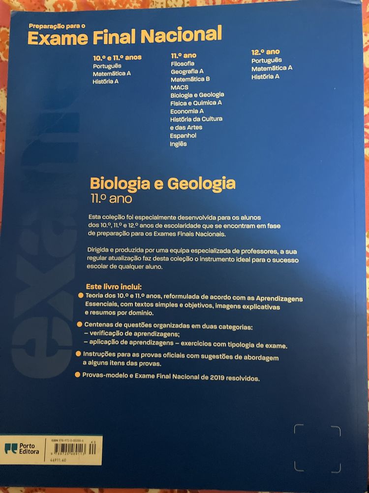 Livro preparacao exame biologia e geologia 11