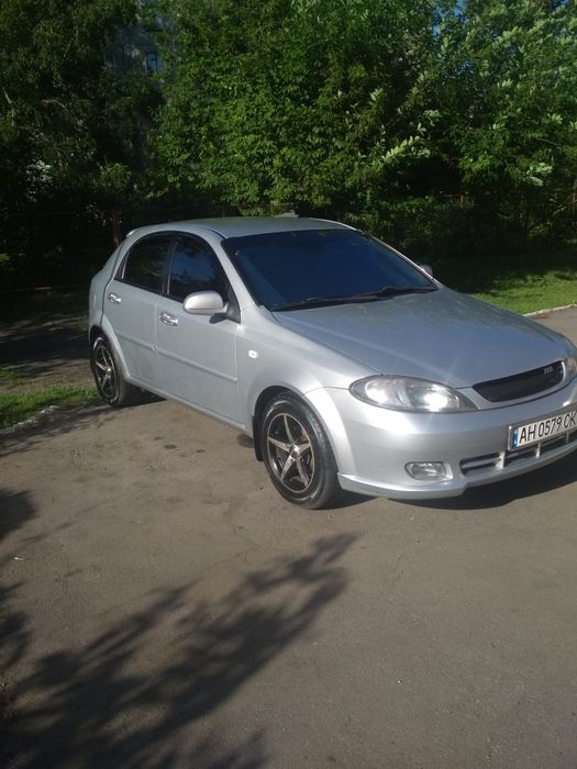 Продам Lacetti 1.8,газ-бензин, хозяин