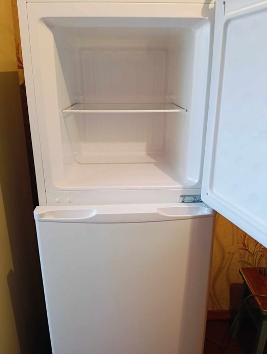 Холодильник  двокамерний ELDER