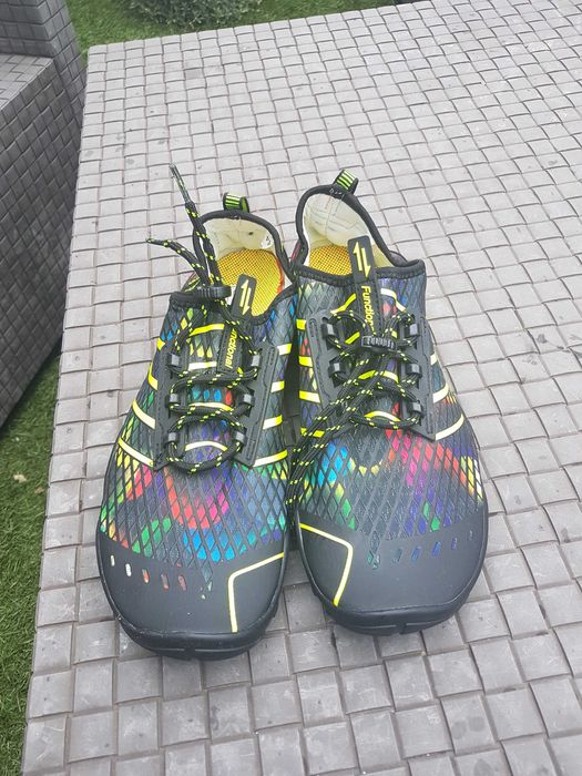 Super buty do pływania 44