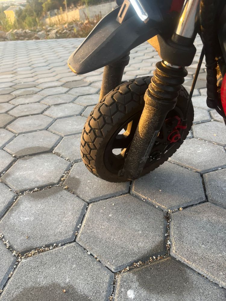 Trotinete Elétrica SEGWAY ZT3 Pro