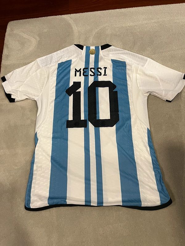 Camisola Messi M