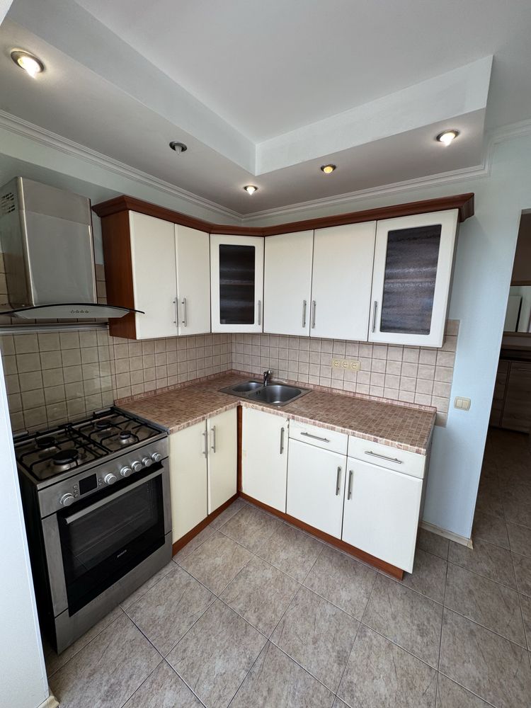 Продам 2 кім квартиру Березняки, вул Івана Миколайчука, 17/2