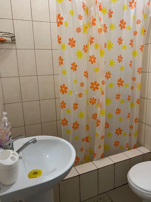 Сдам посуточно метро Спортивная,Защитников Украина