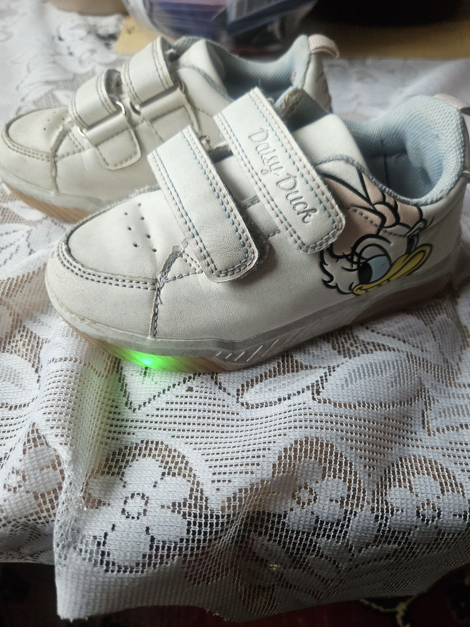 Buty świecące r. 26