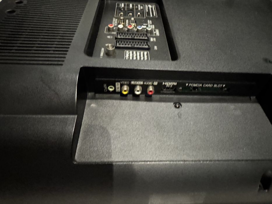 Telewizor LG 37" - 37LH3000