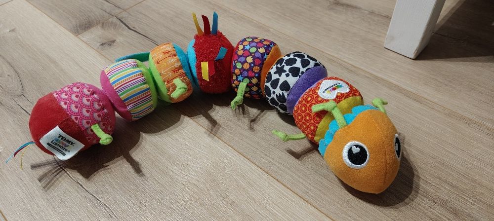 Tomy Lamaze pluszowa gąsienica