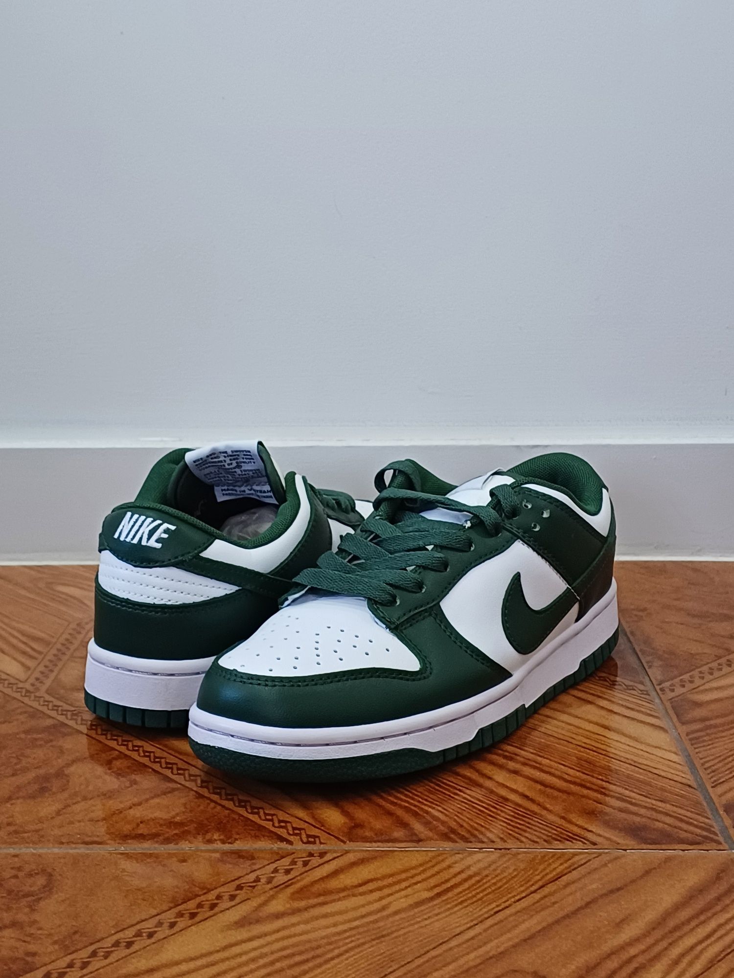 Nike dunk low green