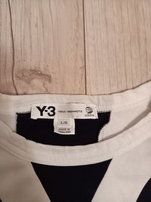 Продам футболку Y-3 Adidas