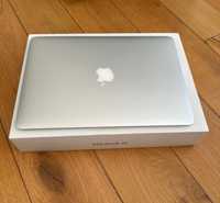 MacBook Air 13 inch srebny