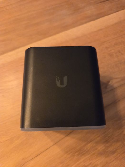 Router ubiquiti air Cube Ac