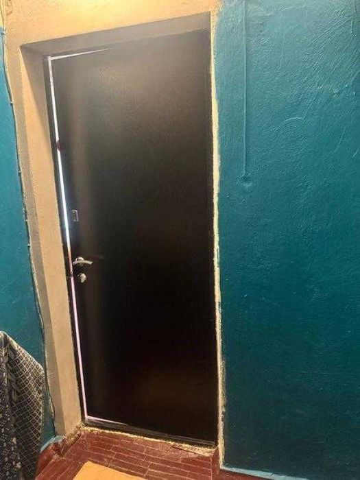 В продаже комната в блоке на четыре семьи 17 м2