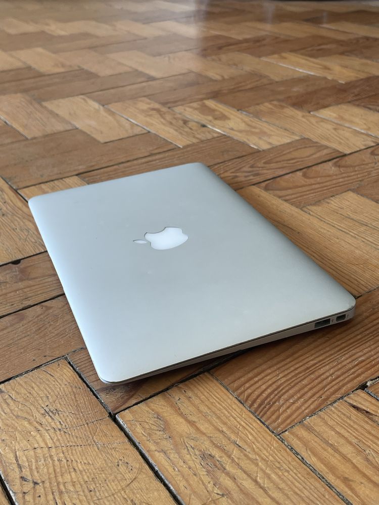 Macbook Air 11” 2011