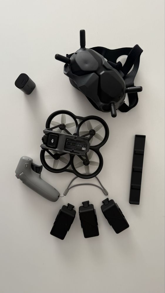 DJI AVATA Combo Fly More