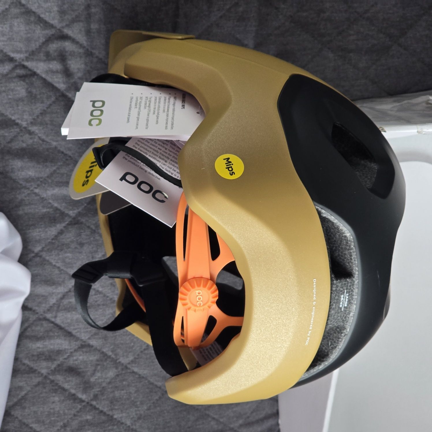 Kask POC Axion Race MIPS – rozmiar 59–62 cm (L)