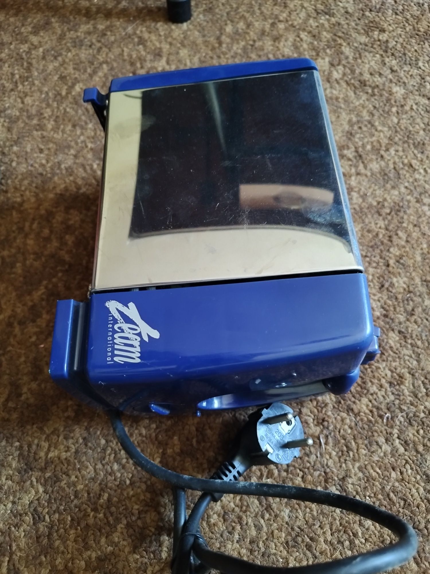 Torradeira potência 750w