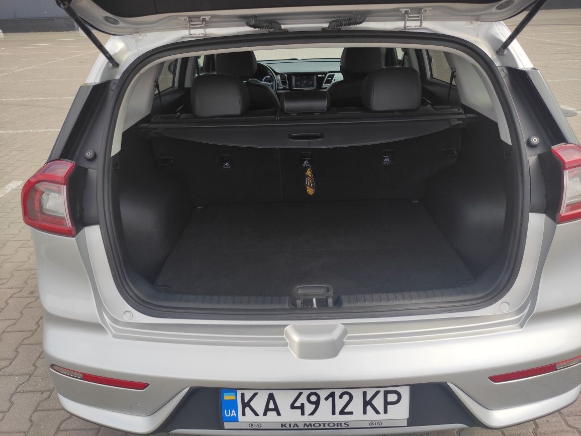 Автомобіль Kia niro 2017