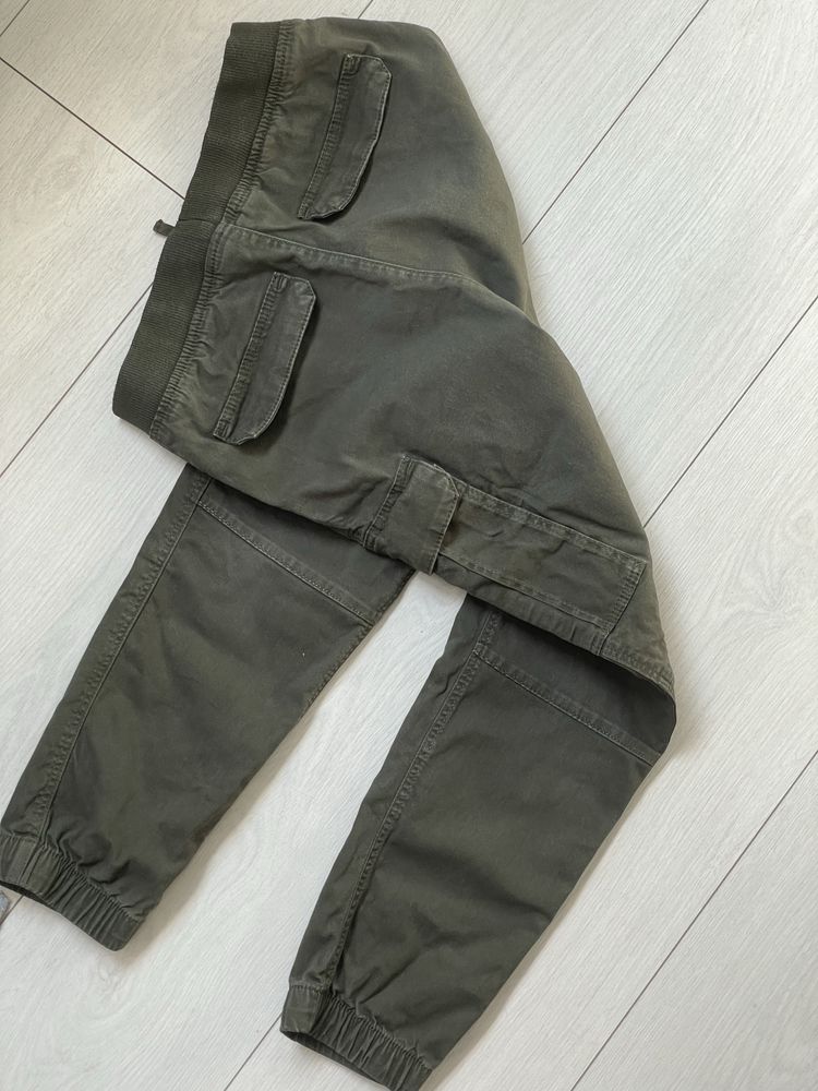 Джинси / Джогери ( хакі) H&M 146 р.