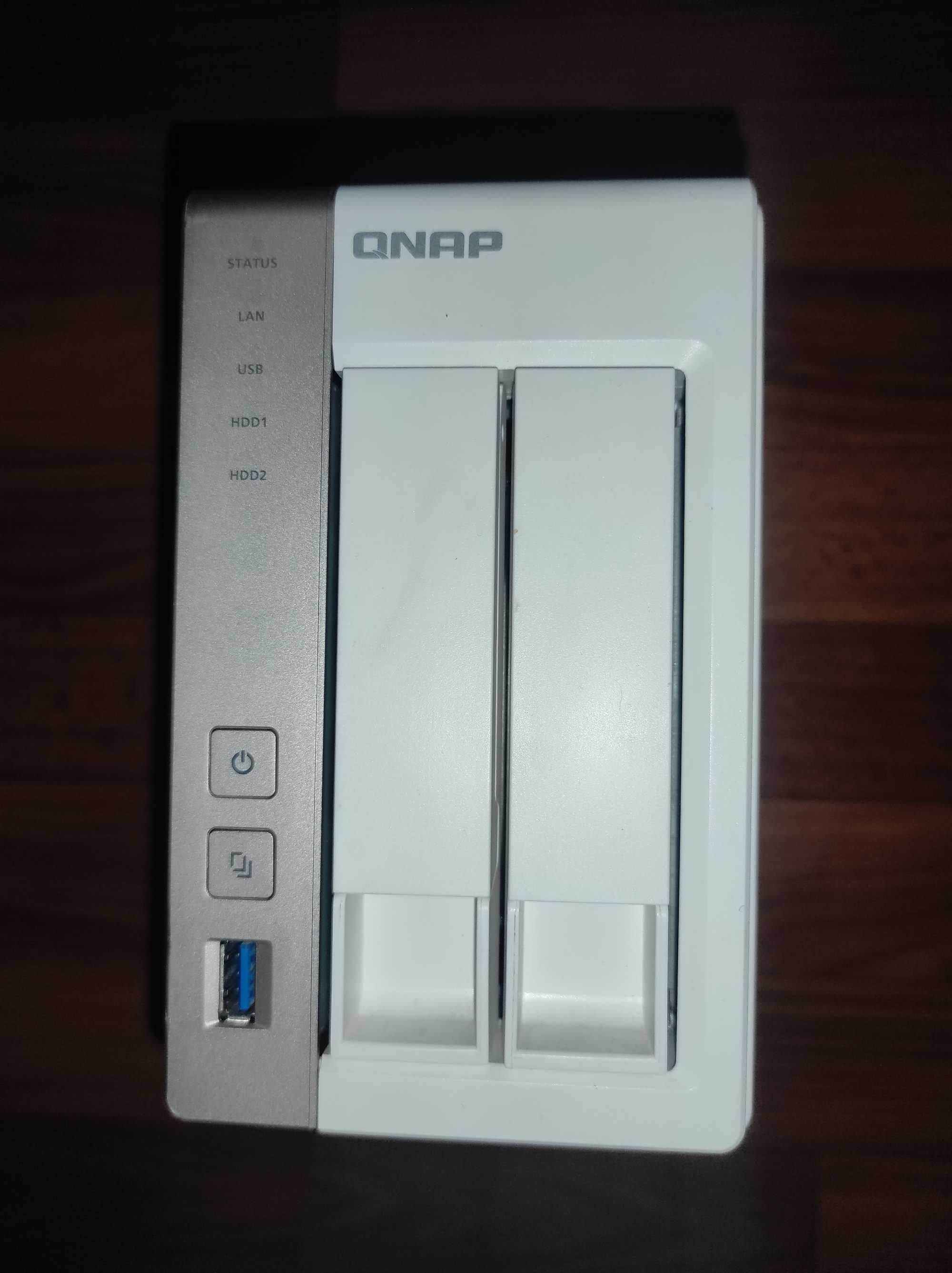 Мережевий накопичувач NAS QNAP TS-251 + 8Gb + 2x8Tb