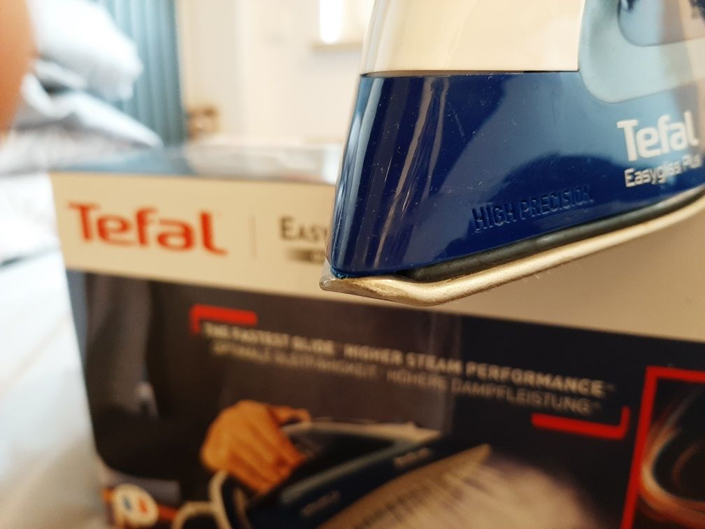 Żelazko Tefal FV5735 - zagięty czubek