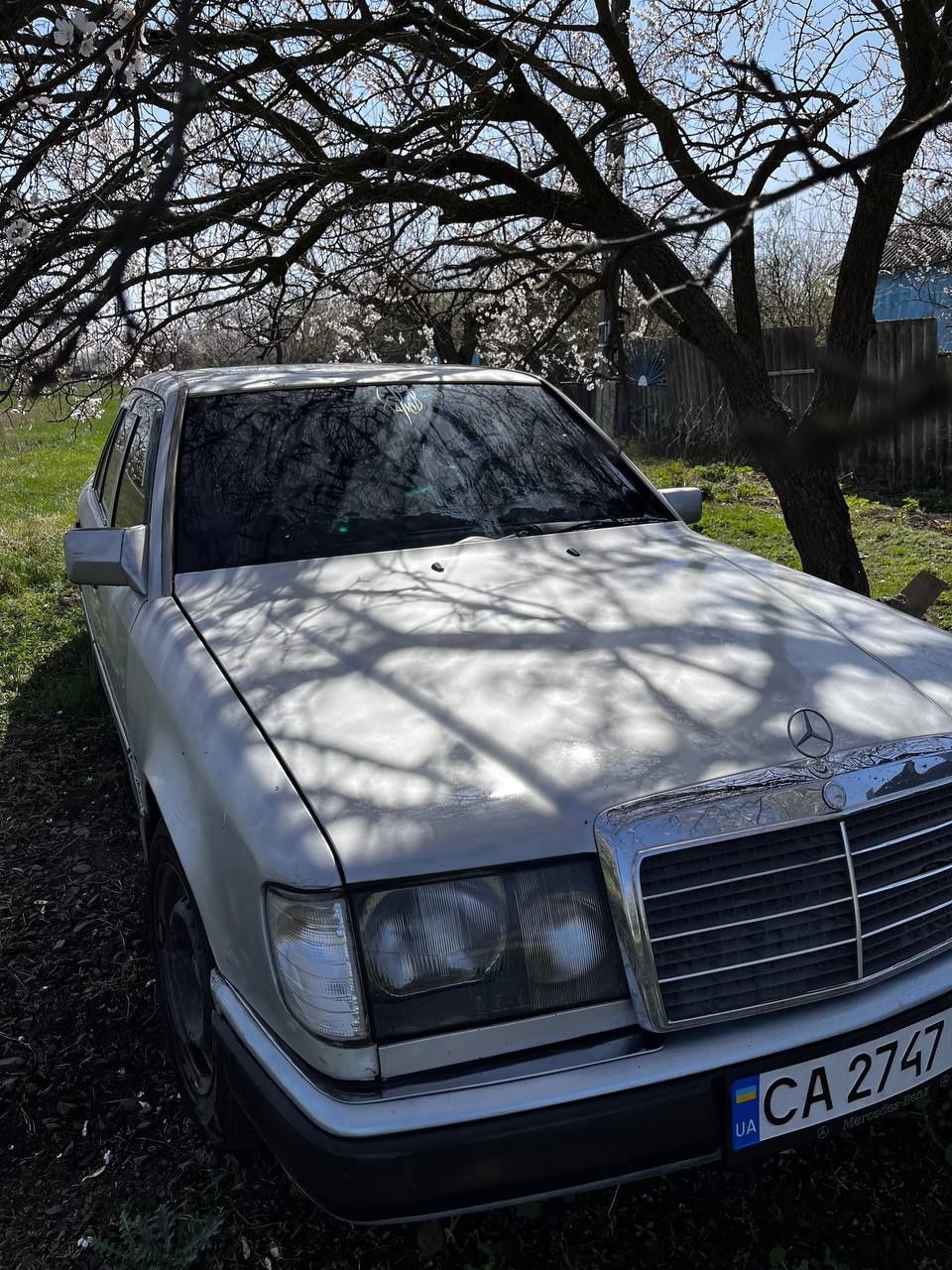 Продам Mercedes Benz W124 E200 Газ-бензин