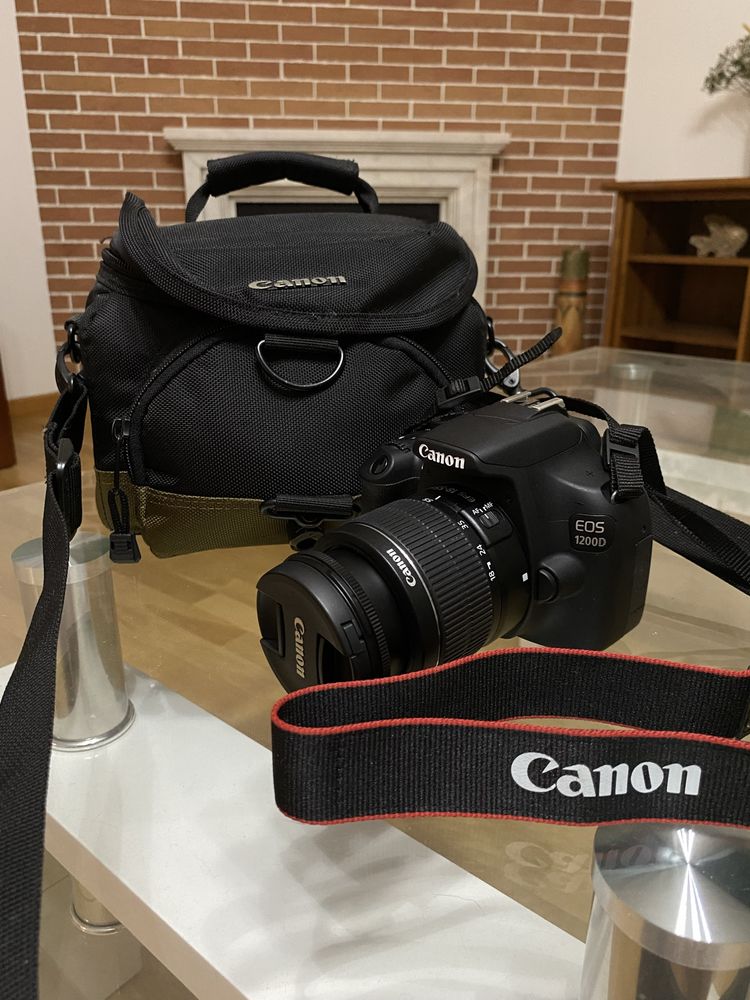 Canon EOS 1200D + Lente 18-55mm + Bolsa + Carregador