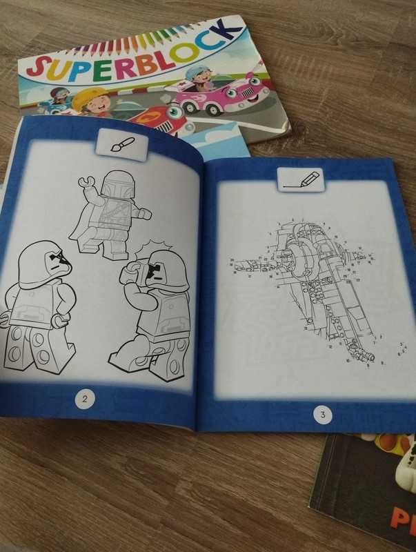 Zestaw kolorowanek dla chłopców 4 sztuki, naklejki