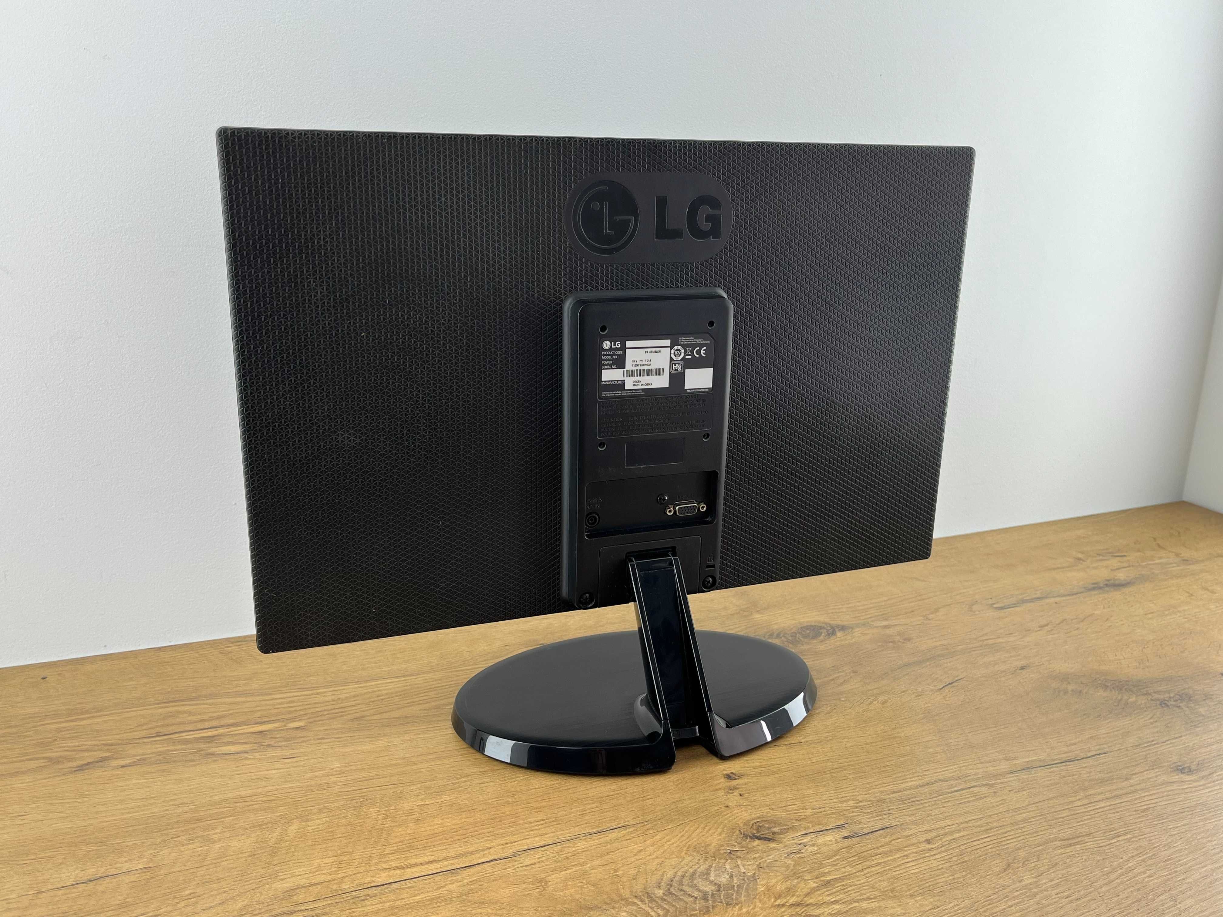 974. Monitor LG 19M38A-B 19 cali, Zadbany, VGA, HDMI, komplet