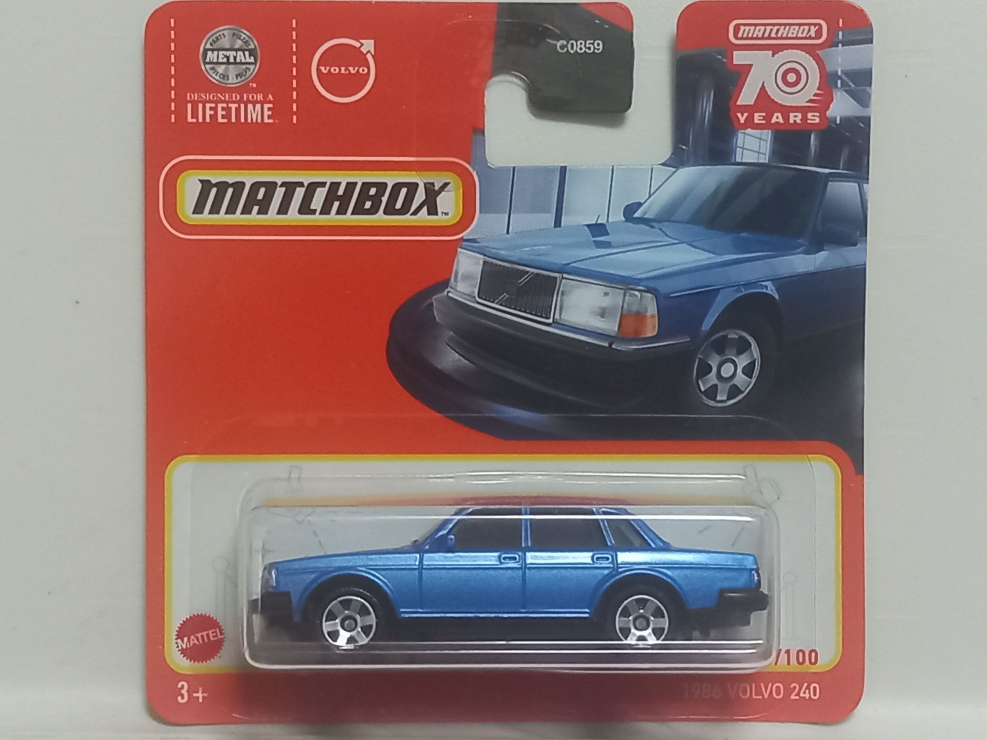 1986 Volvo 240 matchbox