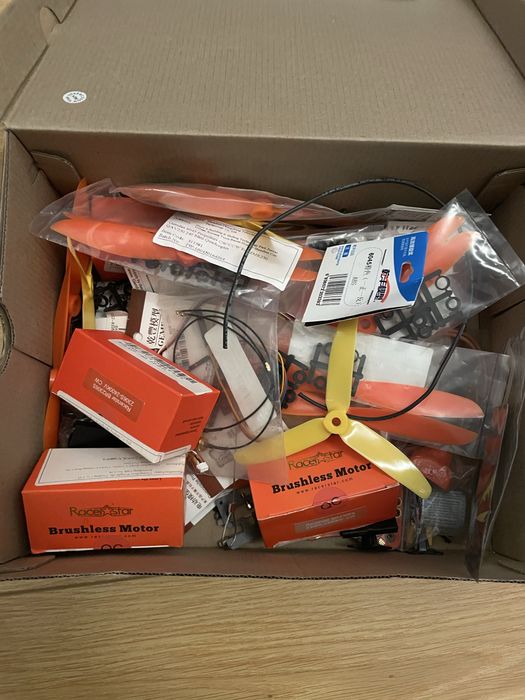 Drone racer fpv (carbon fiber)64175256276355123