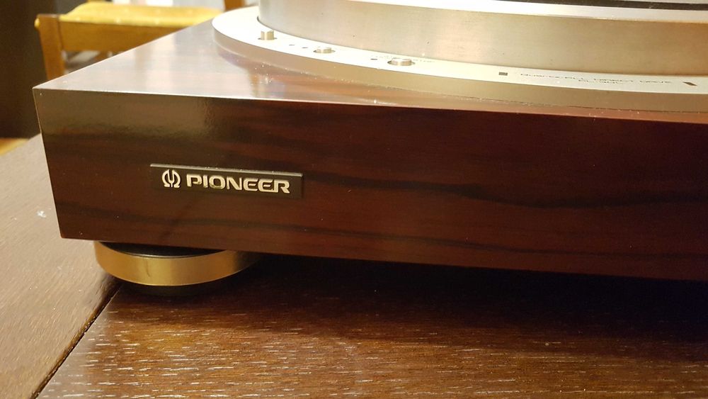 Gramofon Pioneer PL-30L
