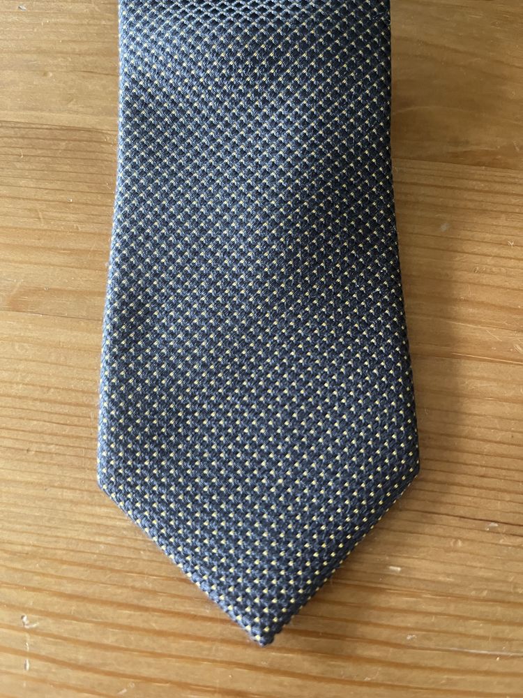 Krawat jedwabny Wólczanka