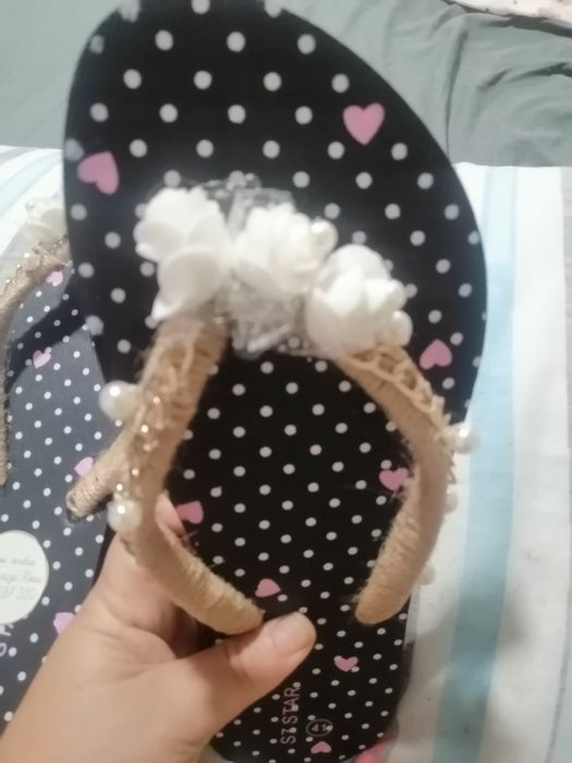 Chinelas artesanais tipo havaianas